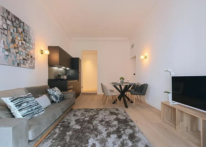 12 Congres Apt2 - Appartement 2 Chambres - Luxe - Carre D\'Or - Plage