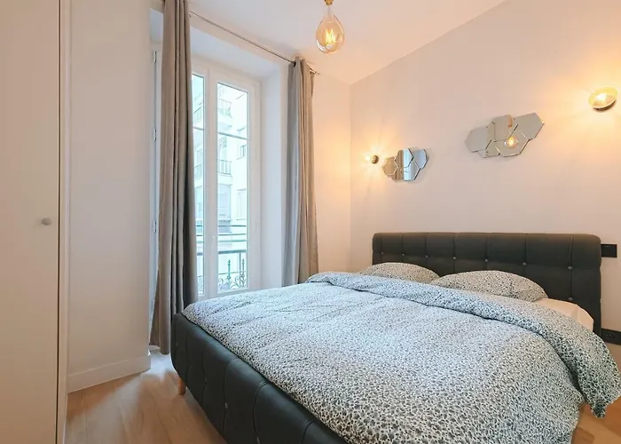 12 Congres Apt2 - Appartement 2 Chambres - Luxe - Carre D\'Or - Plage